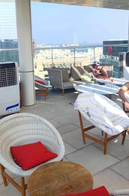 דובאי Amazing Apartment With Infinity Pool מראה חיצוני תמונה